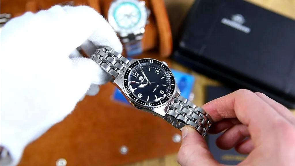 Addiesdive AD2033 Review - Practical VH31 Diver Watch