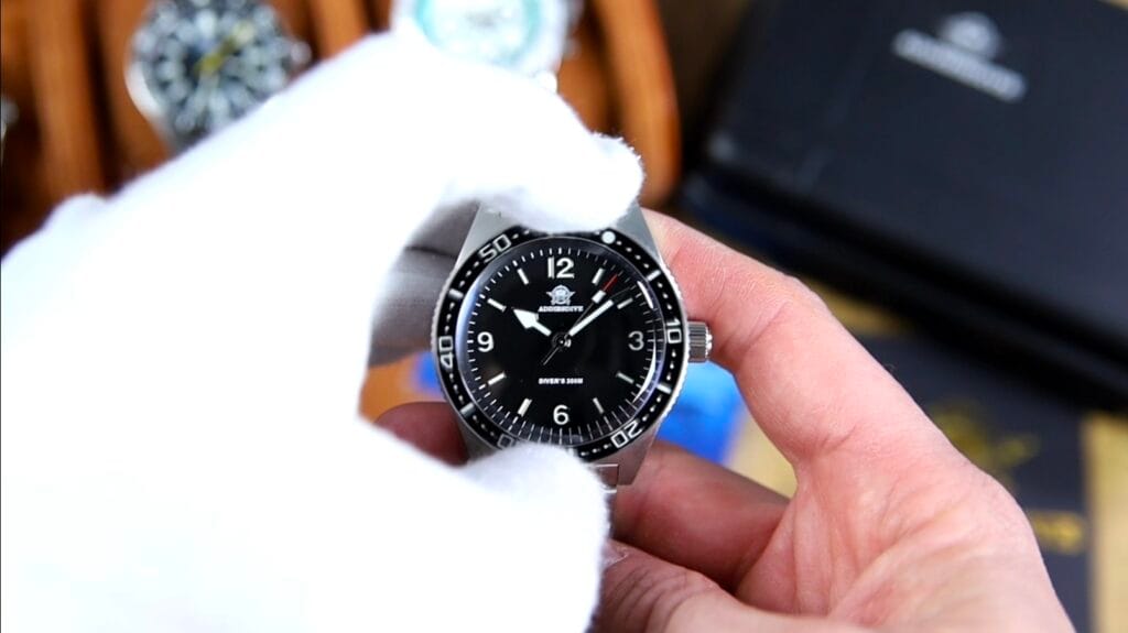 Addiesdive AD2033 - 120 click crystal bezel