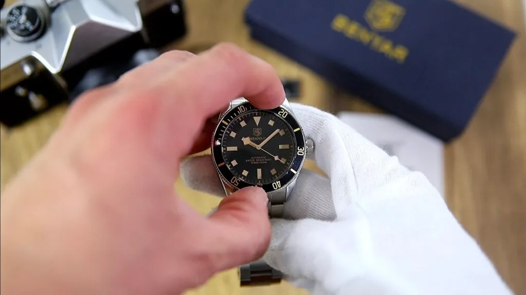 Benyar BY5179 - 60 click unidirectional bezel