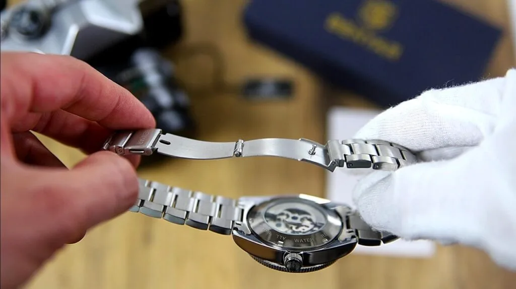 Benyar BY5179 - pressed folding wing