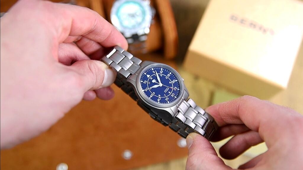 Berny T2566MS - sword hands