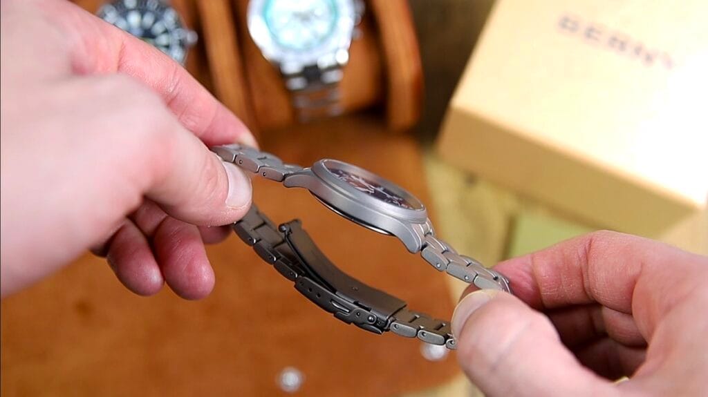 Berny T2566MS - stealthy sandblasted finish