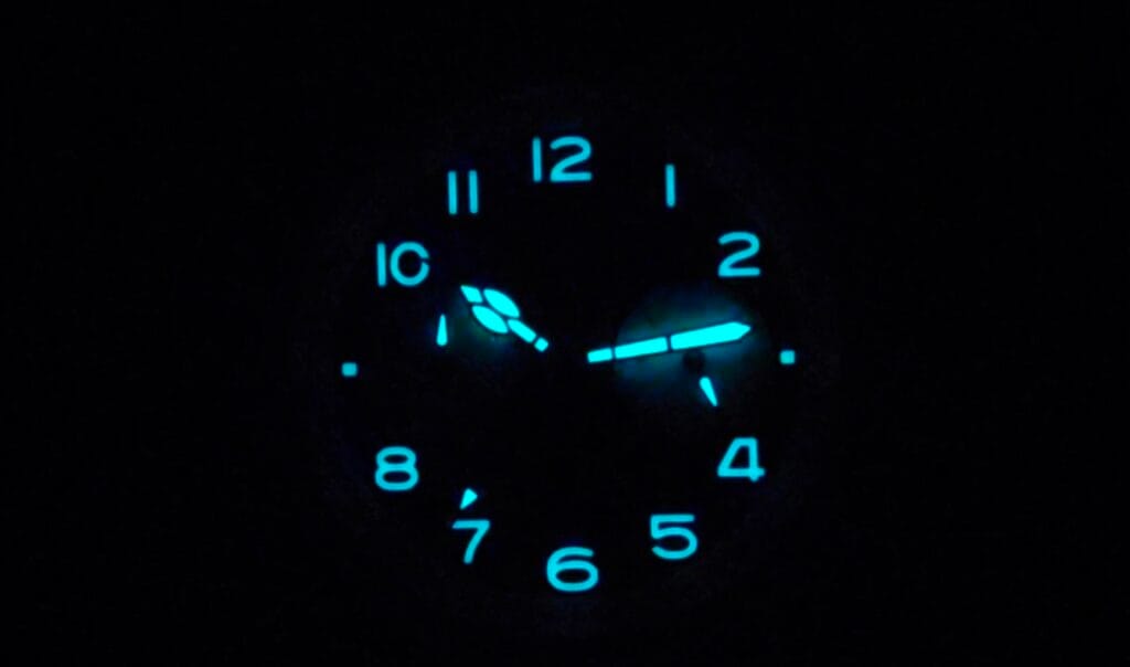 IXDAO Chronograph – bright blue lume