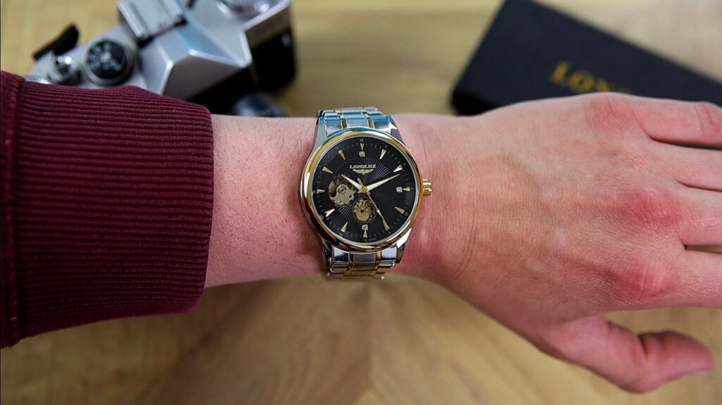 Longlux 8020 - wrist shot