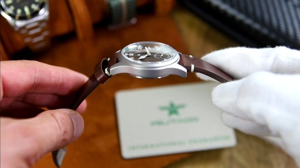 Militado D12 v2 - domed sapphire crystal