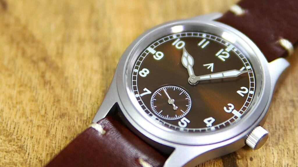 Militado D12 v2 - running seconds subdial at 6