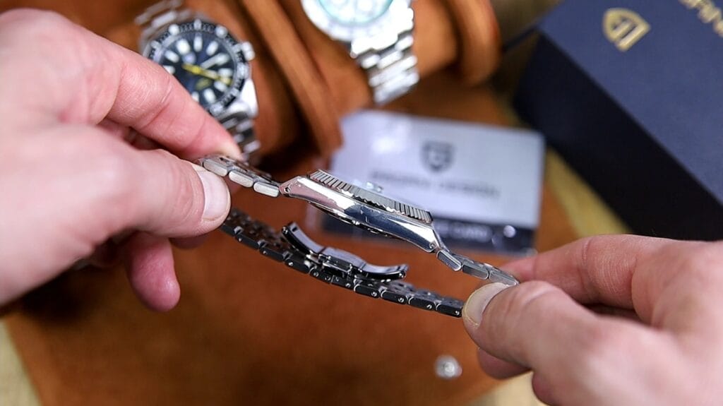 Pagani Design PD-YS027 flank design - Timed Reviews Photography