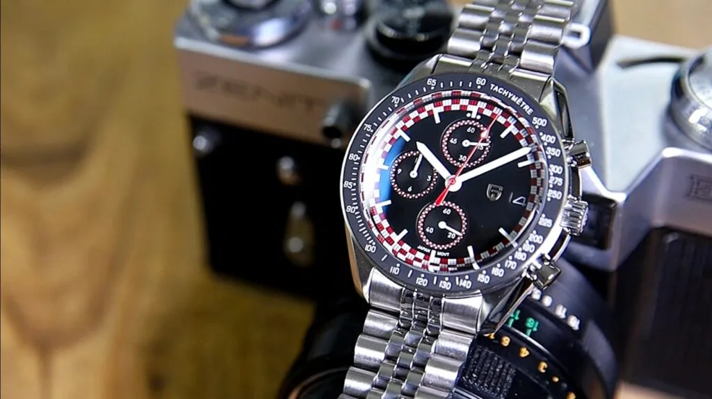 Pagani Design PD1816 Chronograph - anti reflective coating on sapphire crystal
