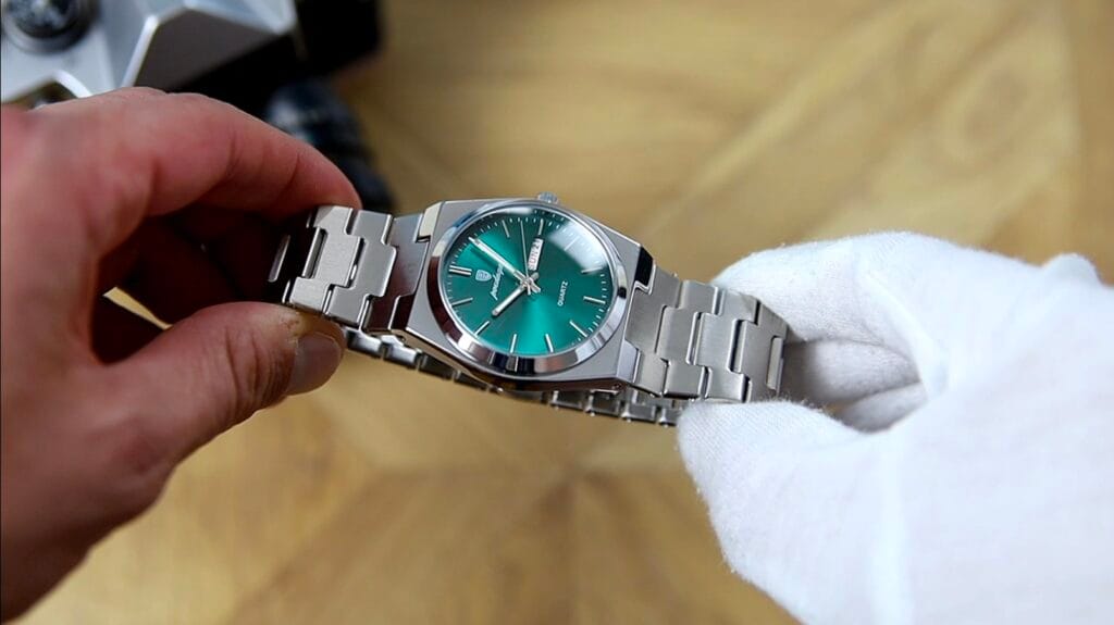 Poedagar 930 - domed mineral crystal