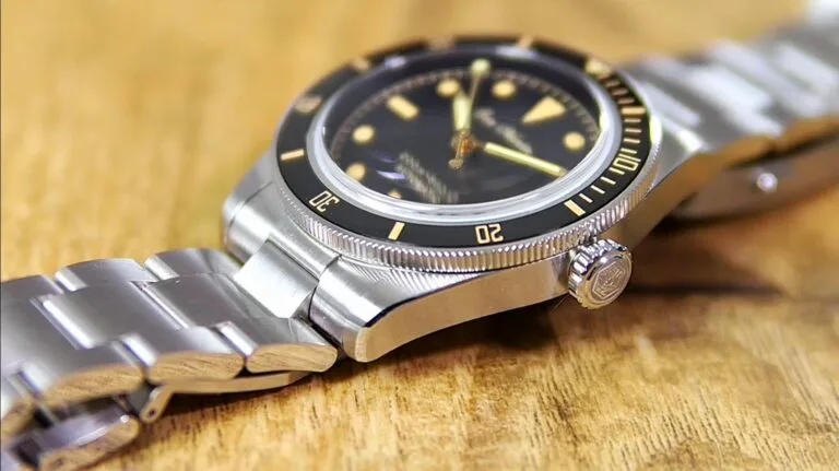 San Martin SN0004-GA - signed and screw-down-crown