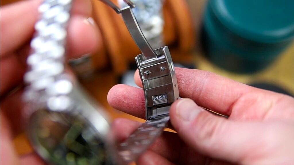 San Martin SN0136 - on the fly adjustment clasp