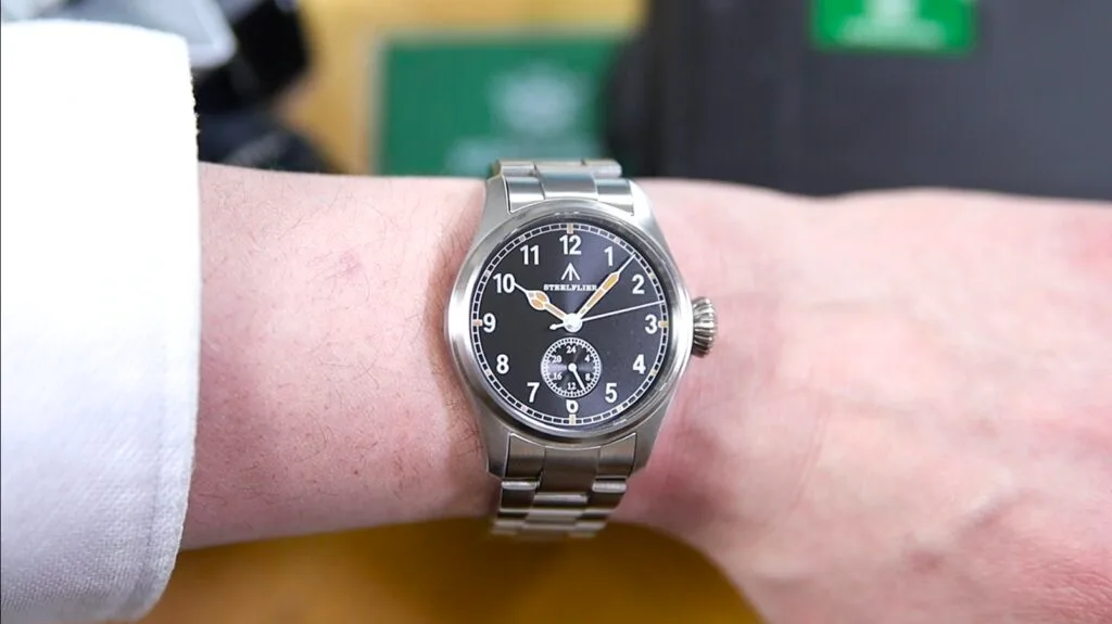 Steelflier SF746 - wrist shot