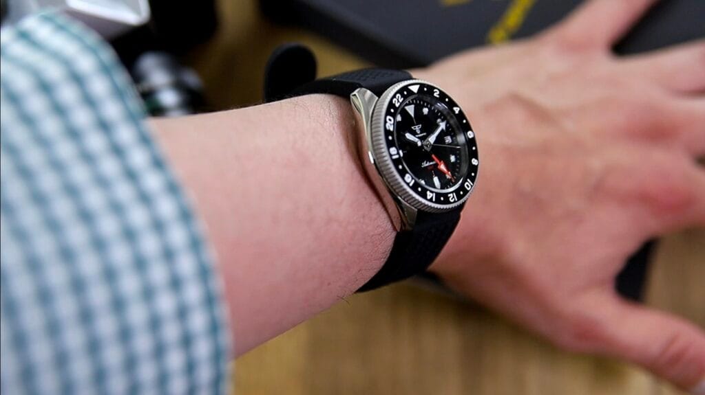 Tandorio GMT - wrist shot