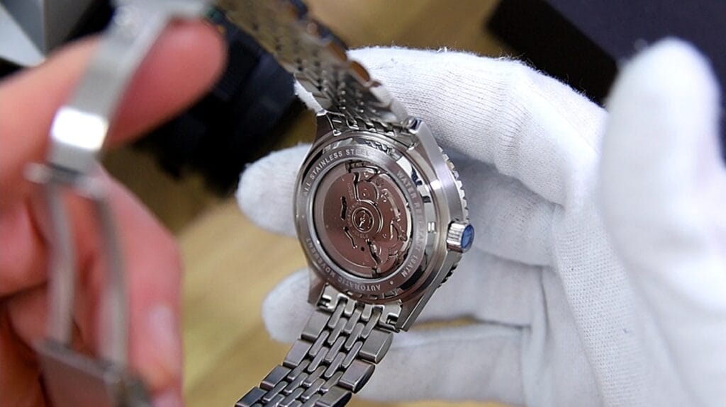 WM Watch WM212 - exhibition caseback