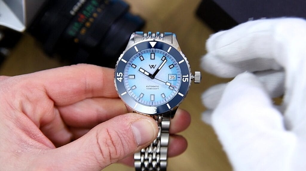 WM Watch WM212 - screwdown crown