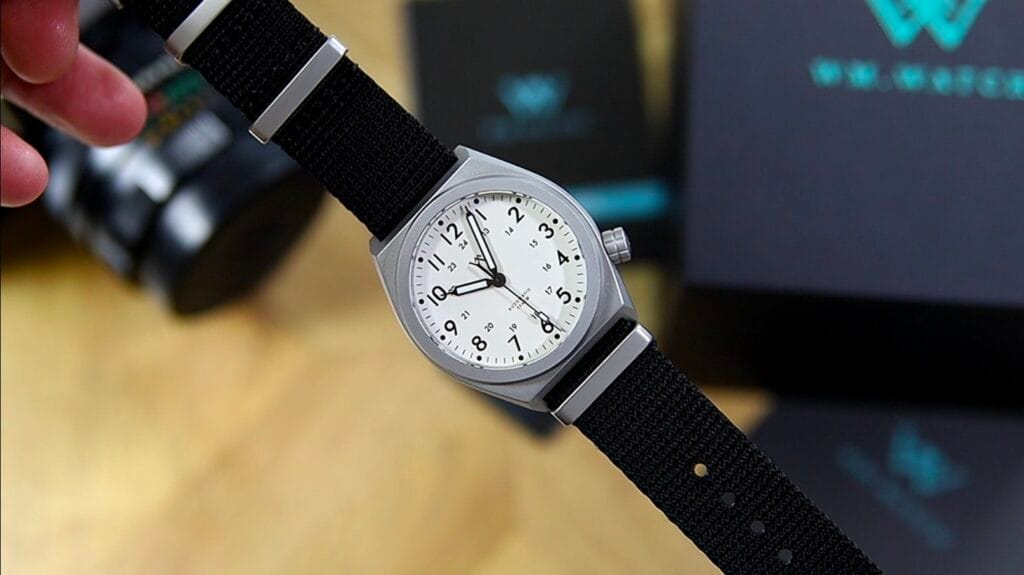 WM Watch WM216 - utilitarian design