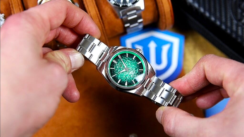 Watchdives WD0003C - hybrid quartz Seiko VH31