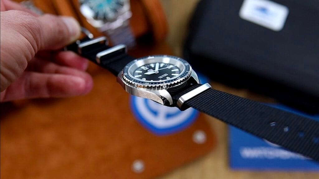 Watchdives WD1980 - utilitarian diver watch