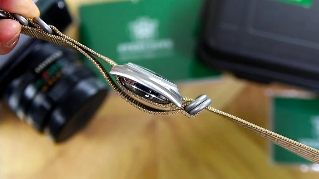 Steelflier SF745 - brushed case