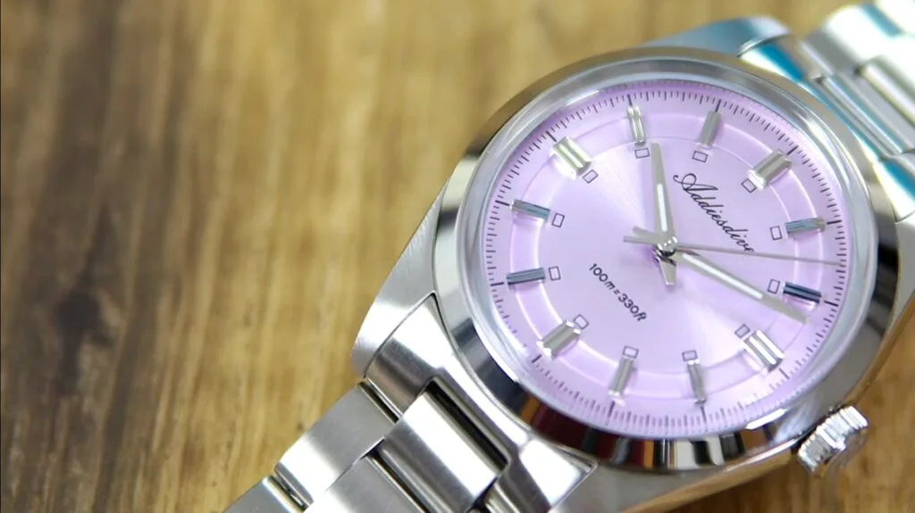 Addiesdive AD2515 - macro dial shot