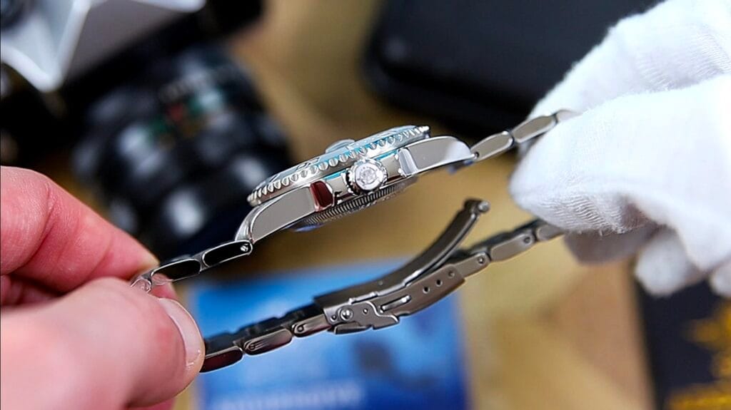 Addiesdive MY-H3-C - signed and screw-in crown