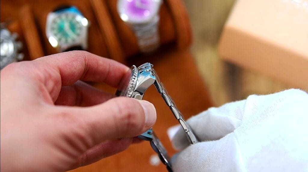 Berny 2845m Chronograph - inverted end links on the bracelet