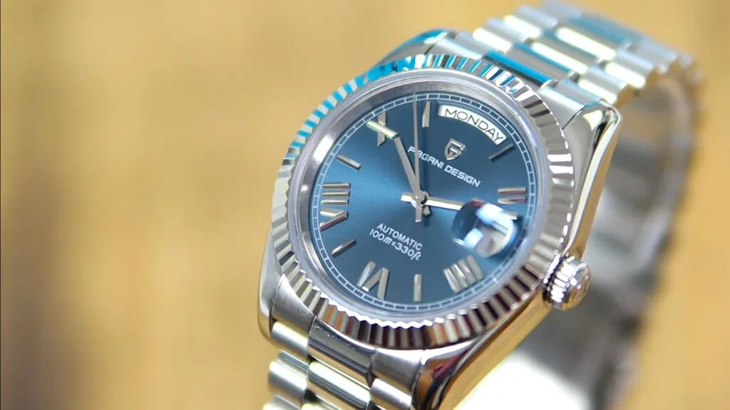 Pagani Design PD1752 - fluted bezel