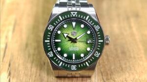 San Martin SN0148 - textured sunburst dial