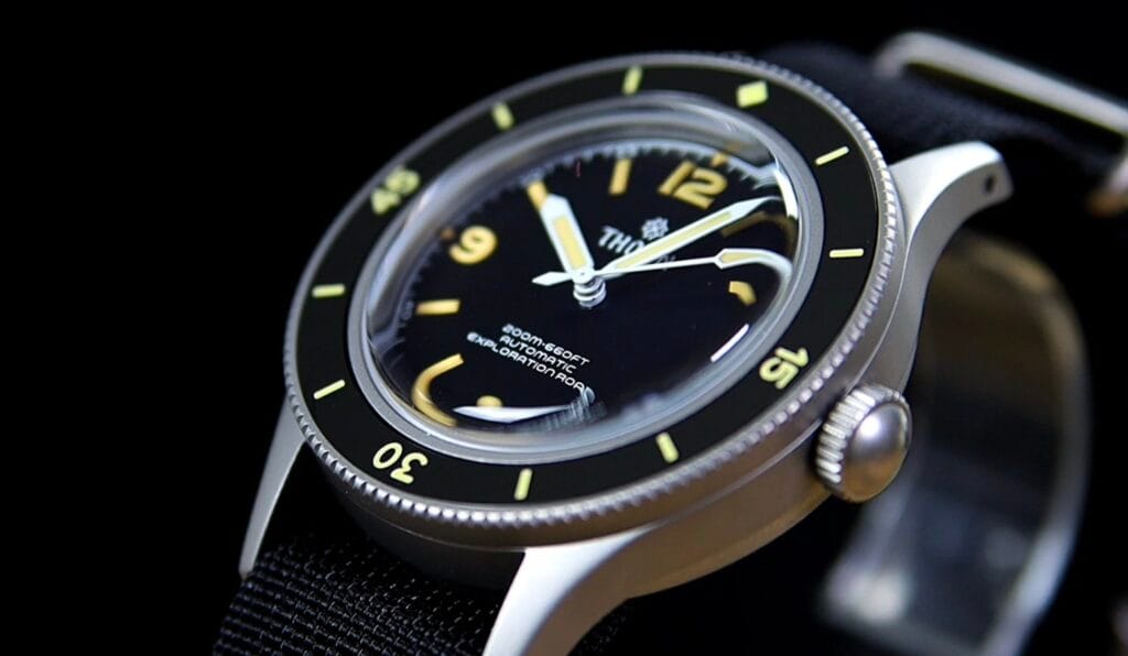 Thorn SHY033 - edge distortion with boxed crystal