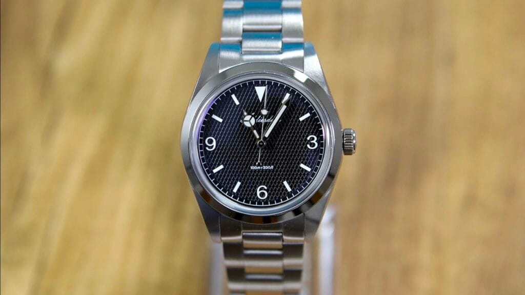 Addiesdive AD2096 - dial close-up