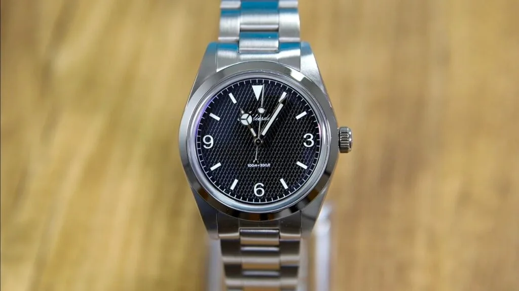 Addiesdive AD2096 - dial close-up