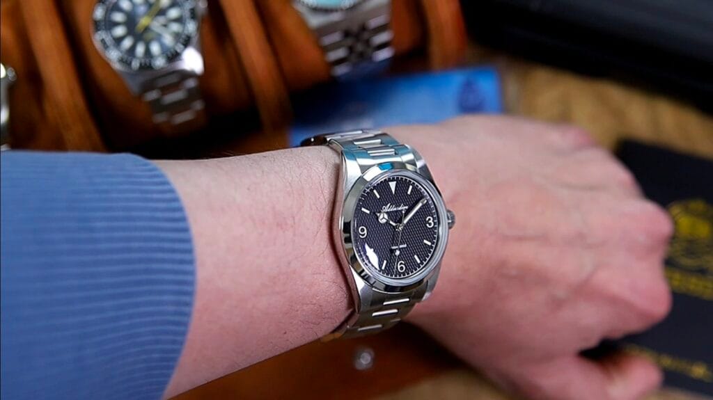 Addiesdive AD2096 - on the wrist