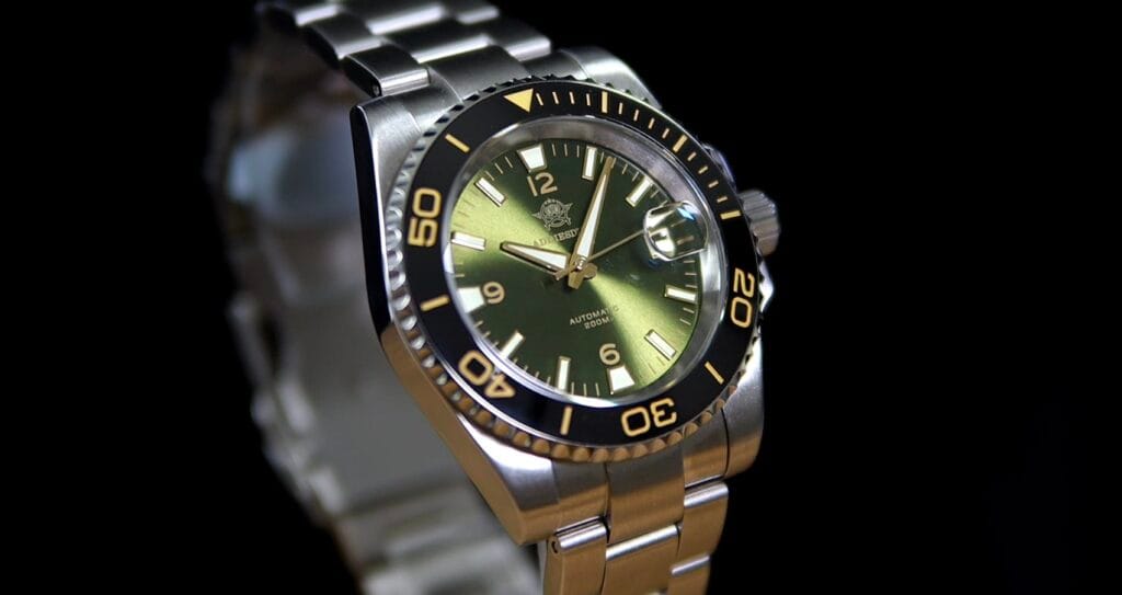 Addiesdive AD2505 - sapphire crystal