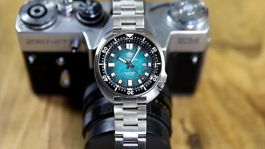 Addiesdive AD2511 - date complication