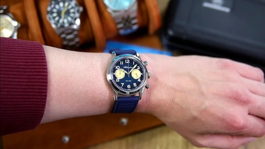 Addiesdive AD2516 - on the wrist