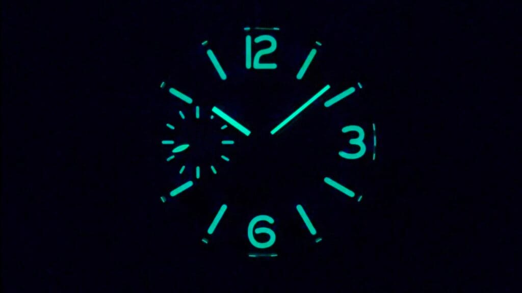 Corgeut ST3600 42mm - lume shot