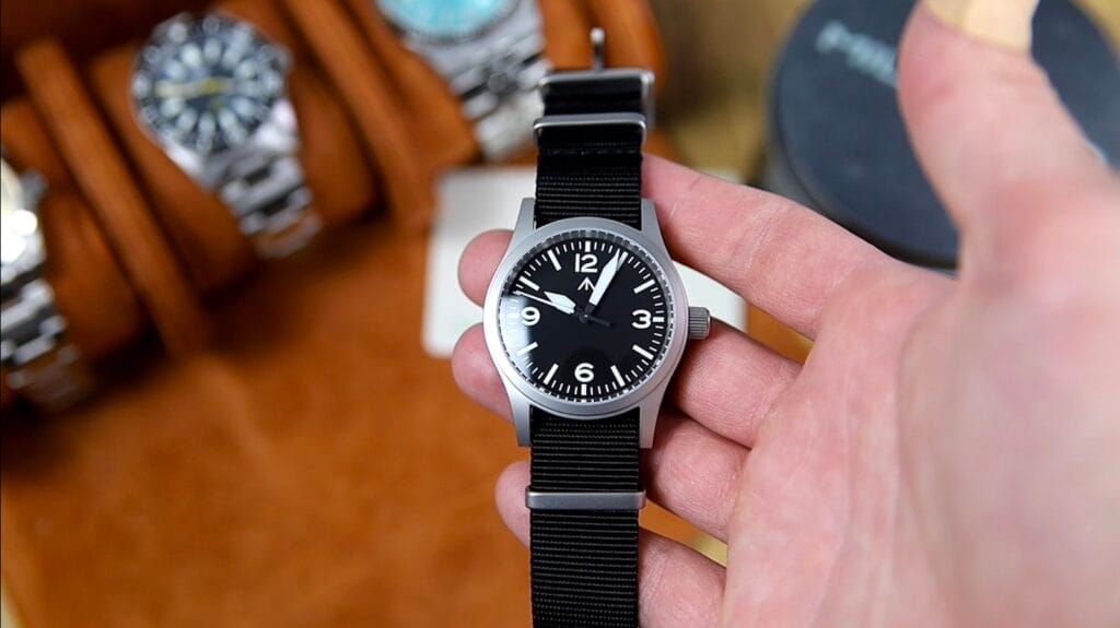 Militado ML05 v2 - black dial white indices