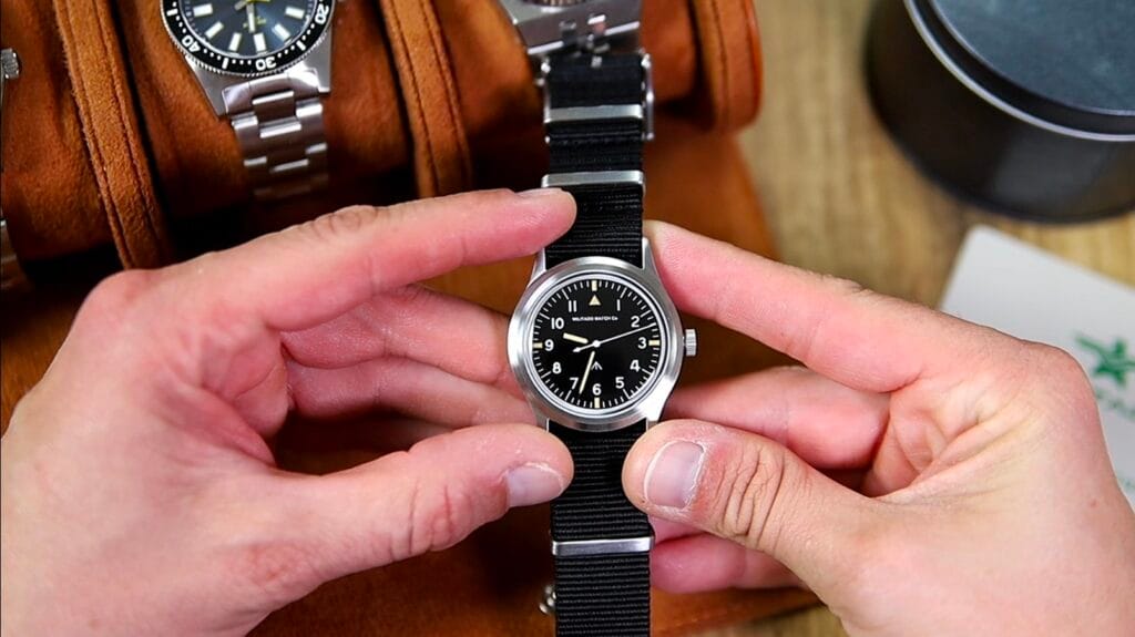 Militado ML14 - quartz movement