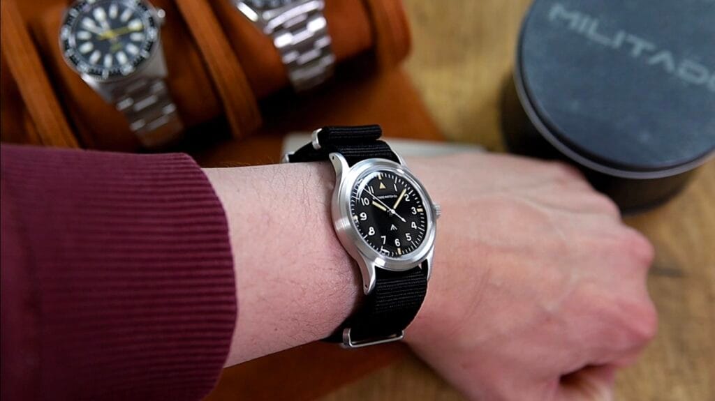 Militado ML14 - wrist shot