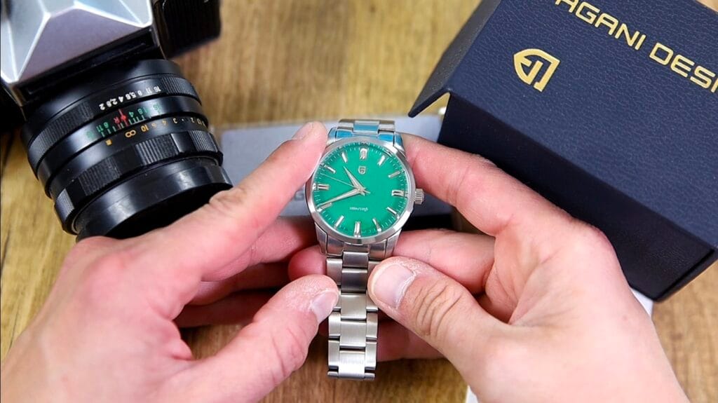 Pagani Design PD1731 - Seiko VH31 sweeping seconds quartz