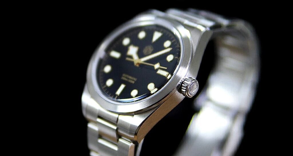 San Martin SN0107 - signed screw-in crown