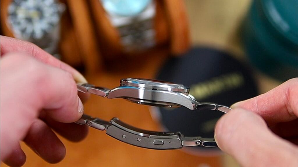 San Martin SN0129 - brushed case