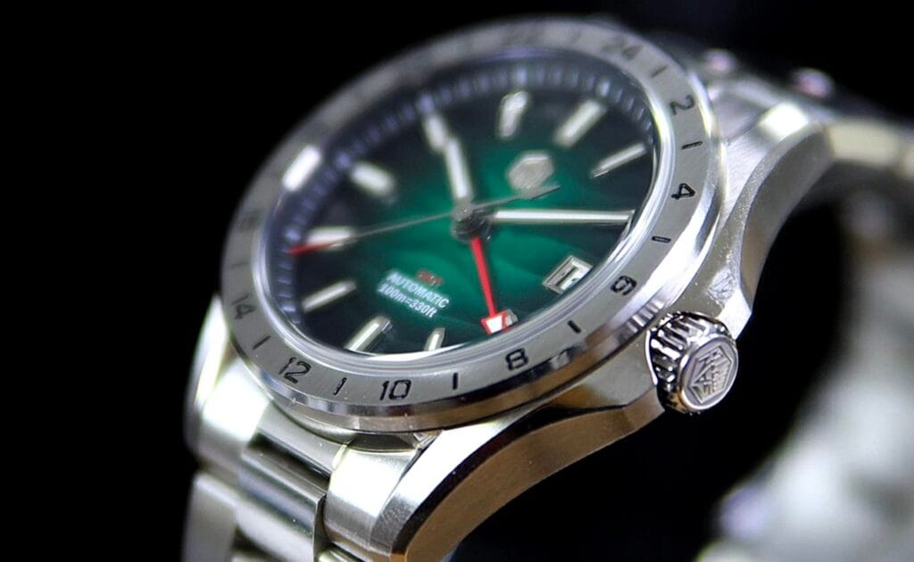 San Martin SN0129 - 100m water resistance