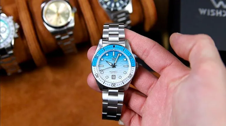 Wishdoit Ripple - in hand close-up