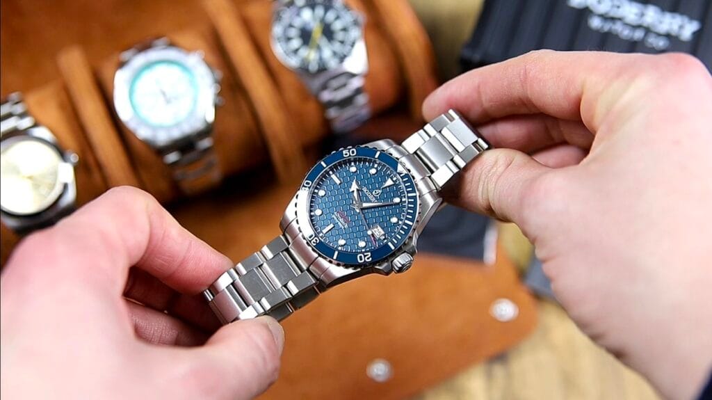 Boderry Seaturtle Titanium Watch - guarded crown