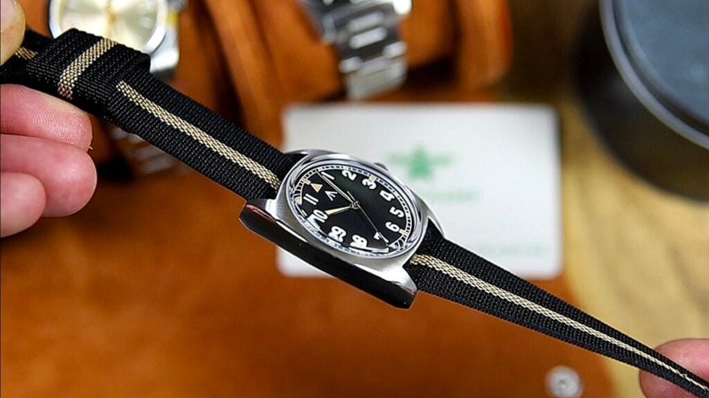 Militado ML17 - stainless steel case