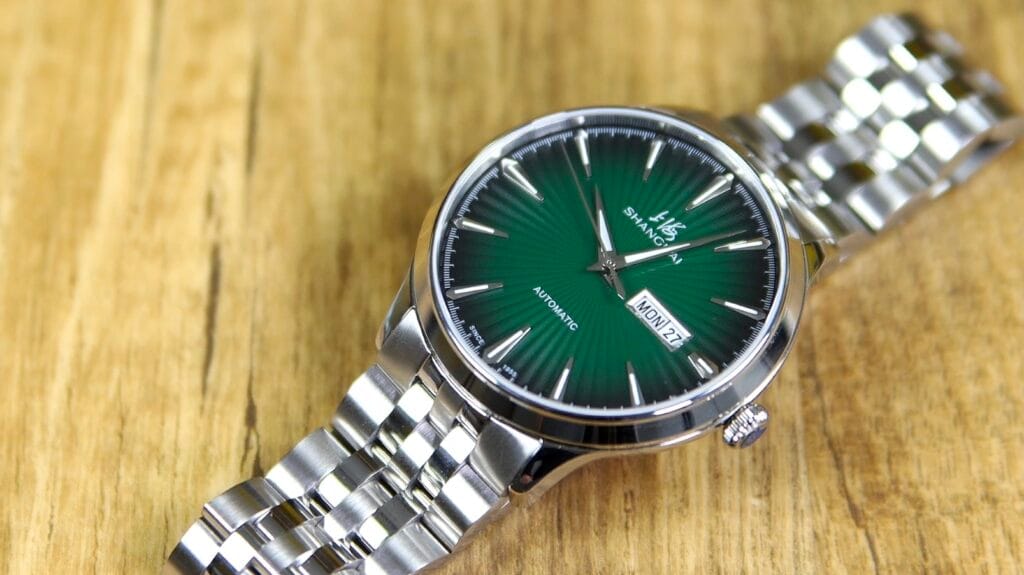 Shanghai Watch 3085 - day date complication