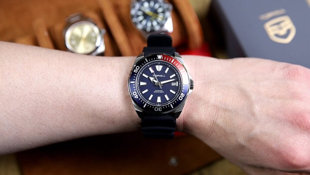 Tophill TD008G - seiko homage watch