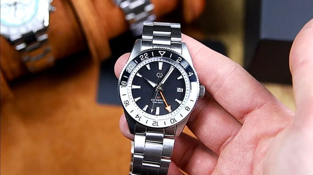 Wishdoit WSD9007 - dial close-up
