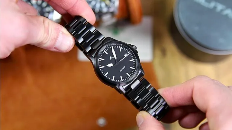 Militado ML18 Review – Stealthy Blacked-Out Field Watch